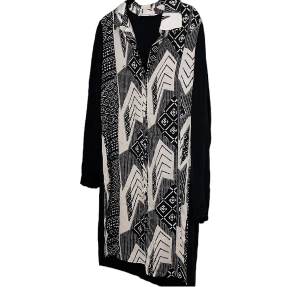 Diane Von Furstenberg DVF size 12 classic black & white print shirt dress